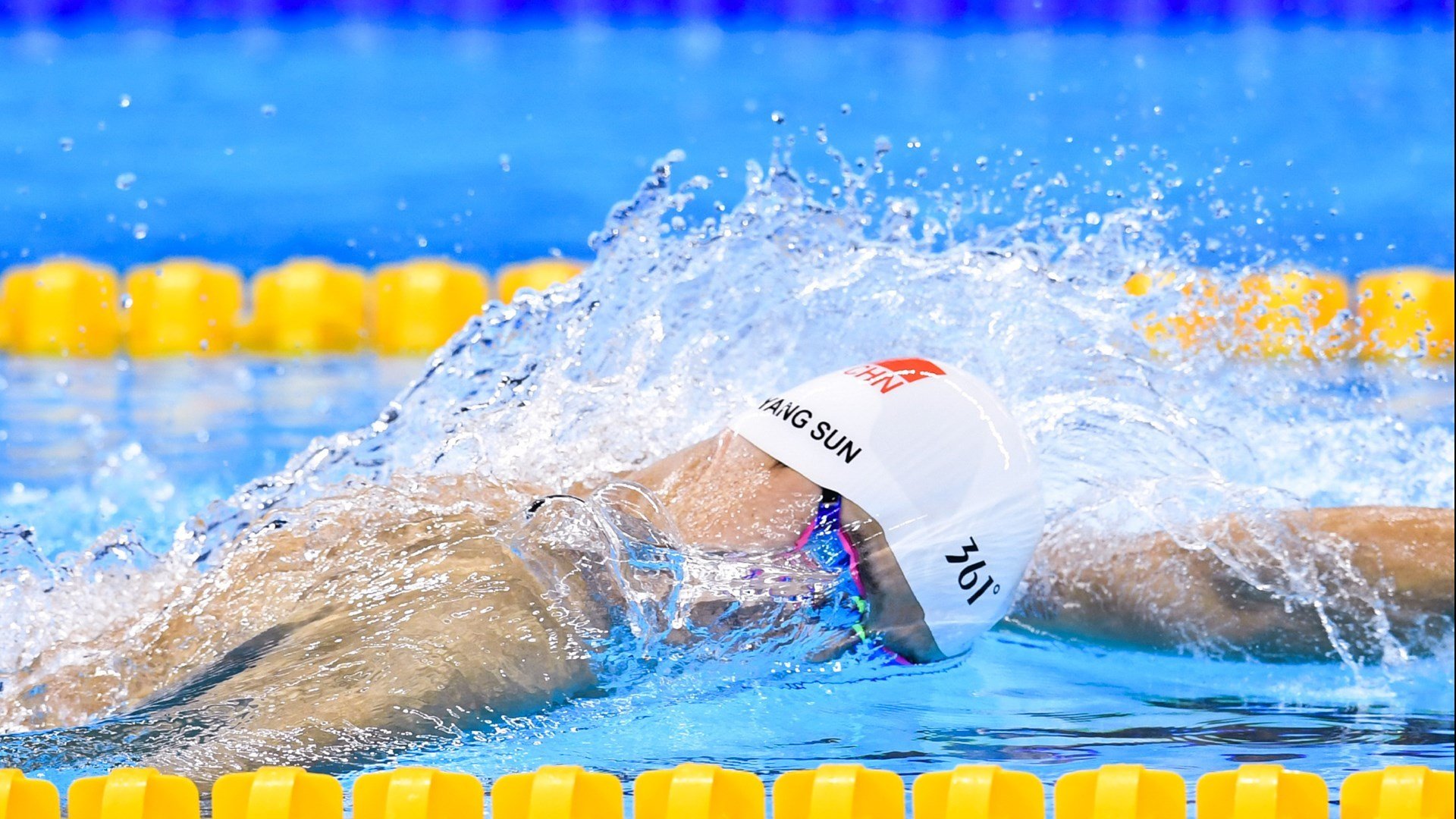 大赛期间：运动员的饮食与恢复秘籍，运动员比赛期间如何合理膳食